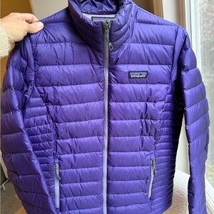 Patagonia Women’s Vibrant Purple Puffer Jacket